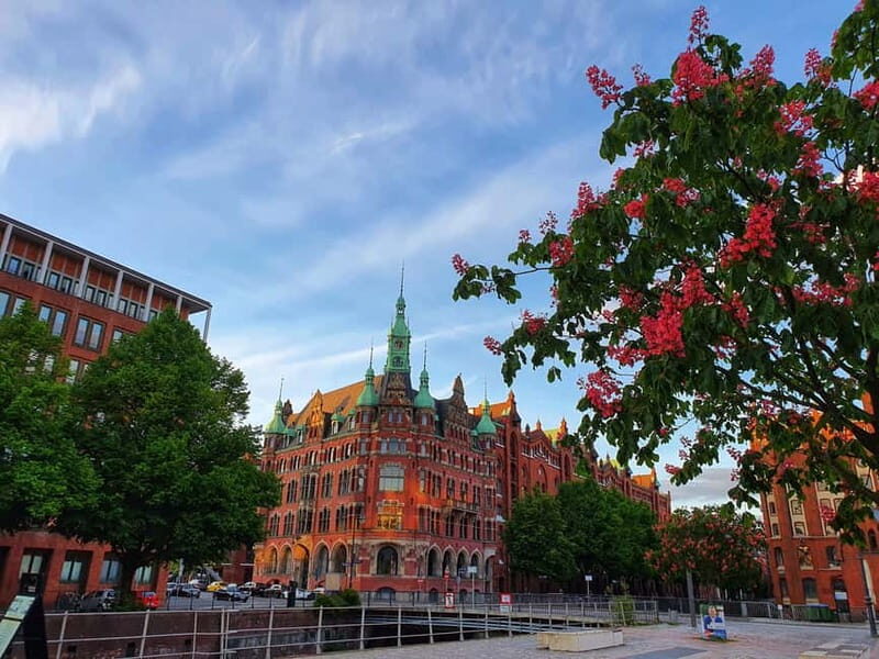 Hamburg: Speicherstadt, HafenCity + Elbphilharmonie Tour - Should You Book This Hamburg Speicherstadt, HafenCity, and Elbphilharmonie Tour?