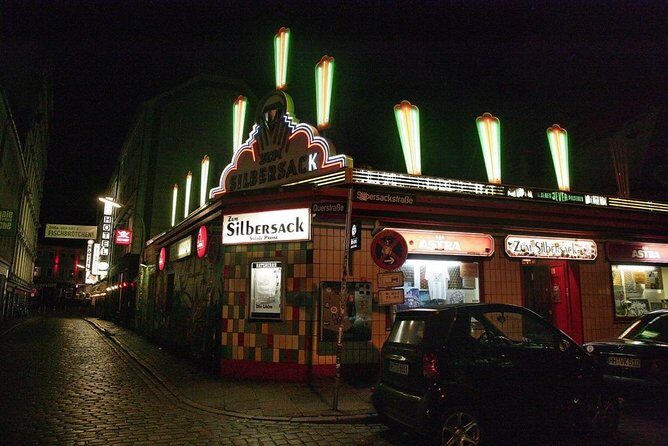 Hamburg St. Pauli and Red Light District Private Walking Tour - Reeperbahn walking time, Panoptikum’s black curtain, and Spielbudenplatz