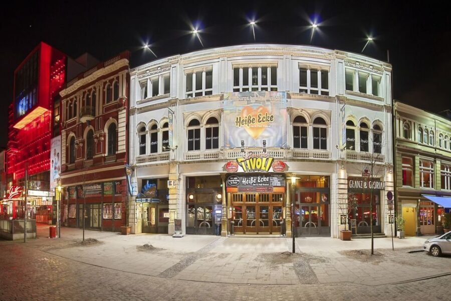 Hamburg: St. Pauli Highlights Guided Tour with Beer for 18+ - Beer stops that aren’t just filler