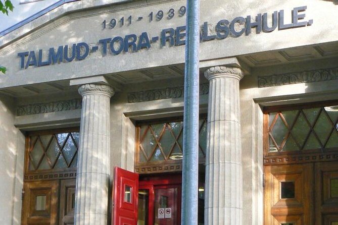 Jewish Hamburg - Private Tour - Jungfernstieg: famous names and stories in the city center