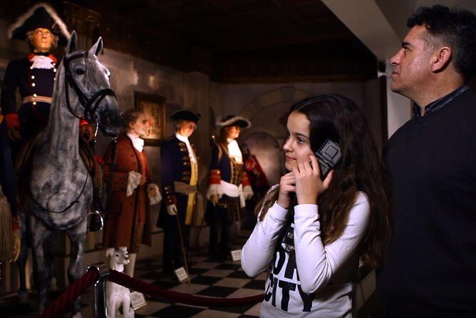 Panoptikum Hamburg Ticket - What You’ll See: Wax Figures Across Hollywood, Politics, and Royalty