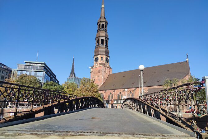 Private 2-Hour Hamburg Highlights Walking Tour - Stop 2: St. Petri Kirche and the city’s older core