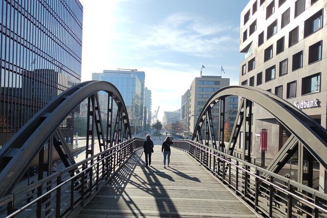 Private 2-Hour Hamburg Highlights Walking Tour - Stop 5: Deichstrasse and a look back to the 17th century