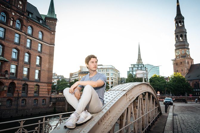 Private Romantic Urban & Street Photoshoot - Stop 3: Mahnmal St. Nikolai for Serious Texture and Perfect Portrait Backdrops