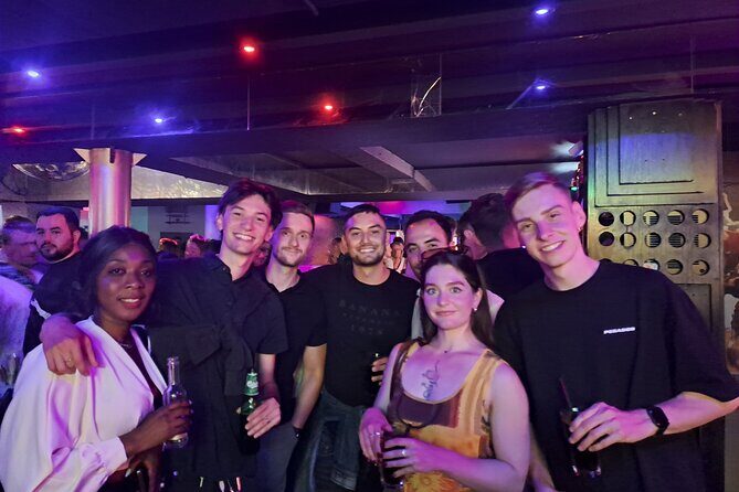 Pub Crawl - Drink & Dare - Stop 1: Reeperbahn entry where the night starts ticking