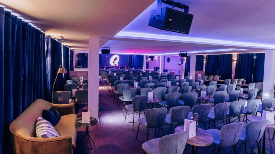 Quatsch Comedy Club Hamburg: Die Live Show - Who This Experience Suits Best (and Who Might Skip)