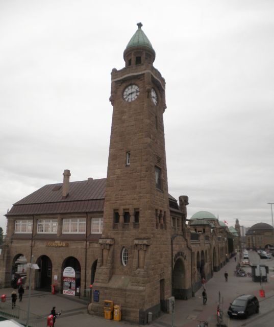 St. Michael’s, Elbe Tunnel & Harbor 2-Hour Hamburg Tour - FAQ