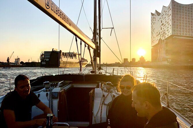 Yacht Sailing After Work Tour of Hamburg Harbor - After-work timing that makes Hamburg feel slower